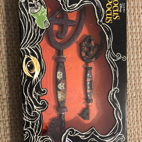 Disney store collectable keys - Picture 5 of 10